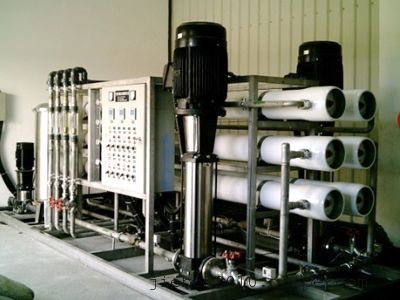 實驗用反滲透純水設(shè)備與商用辦公直飲水機 凈水設(shè)備的多維應(yīng)用